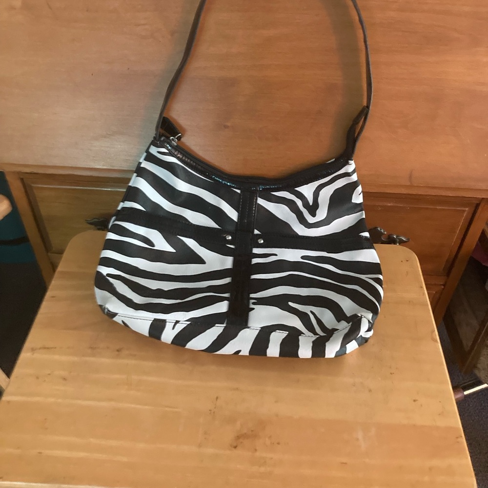 New Zebra Print Purse !!! Check It Out !!! Gem